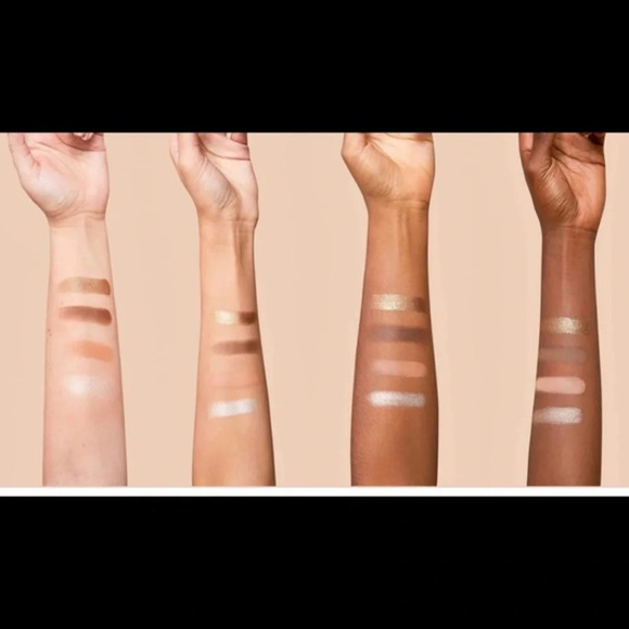 🎉HP🎉Chella La Vie Eyeshadow Palette - Travel Size - Picture 13 of 14